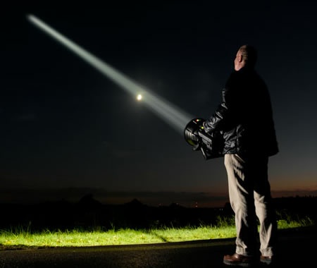maxblaster-super-flashlight.jpg